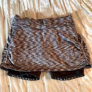 Running skirt/skort— size Medium— Athleta